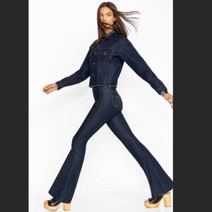 NWT Johnny Was Rue De La Flare Jean 32 Blue